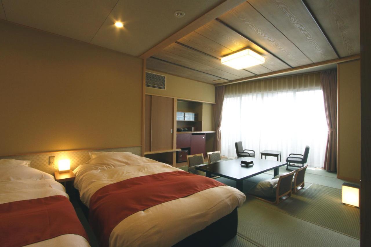Atami Juraku Hotel Dış mekan fotoğraf